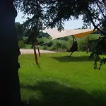 Camping Chez Mitch En Car Et Grand Espace Exterieur Caillavet
