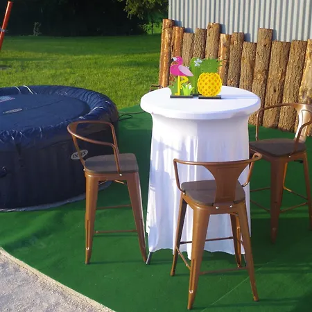 Chez Mitch En Car Et Grand Espace Extérieur Caillavet