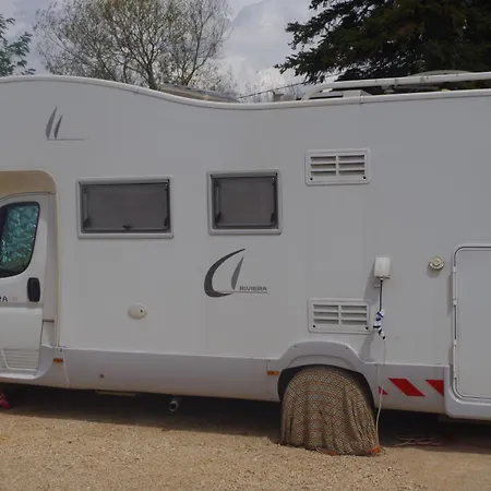 Chez Mitch En Car Et Grand Espace Extérieur