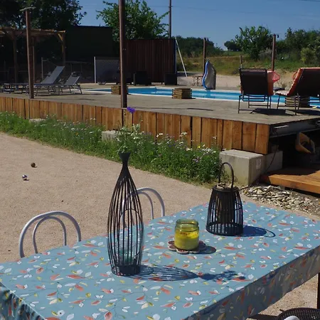 Chez Mitch En Car Et Grand Espace Extérieur