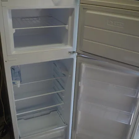 Chez Mitch En Car Et Grand Espace Extérieur Camping *