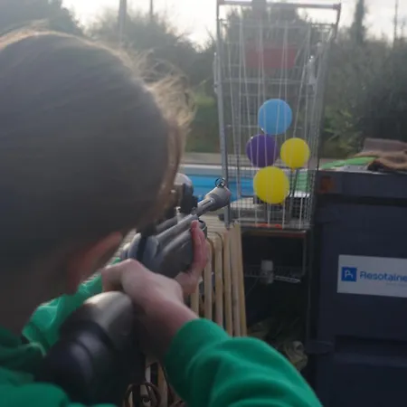 Chez Mitch En Car Et Grand Espace Extérieur Camping