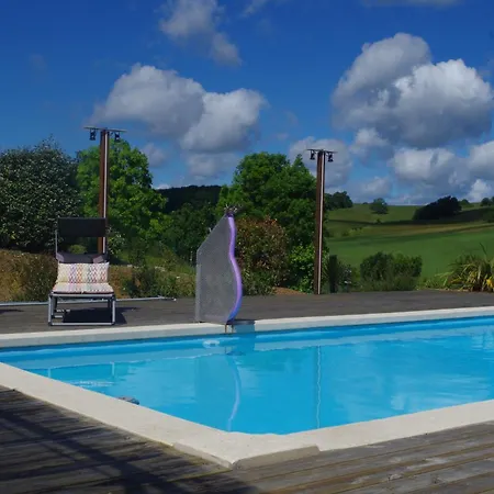Chez Mitch En Car Et Grand Espace Exterieur Camping