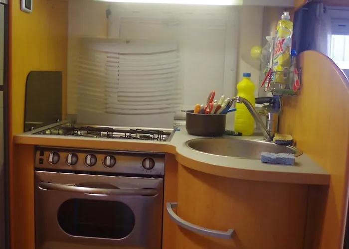 캠프장 Chez Mitch En Car Et Grand Espace Exterieur Caillavet