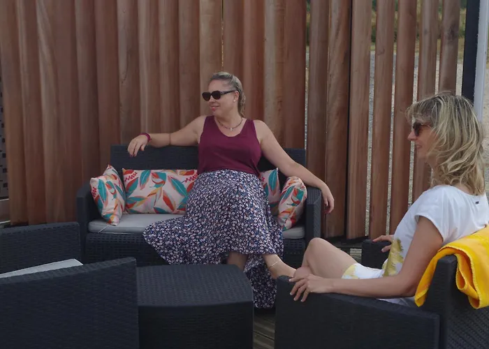 캠프장 Chez Mitch En Car Et Grand Espace Exterieur *