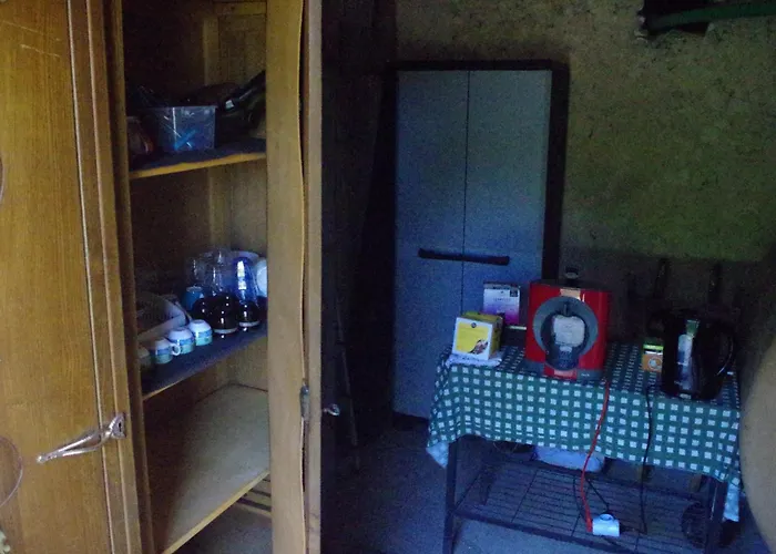 Chez Mitch En Car Et Grand Espace Exterieur 캠프장 *