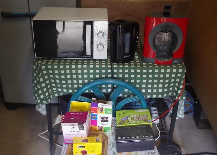 Chez Mitch En Car Et Grand Espace Exterieur Κάμπινγκ