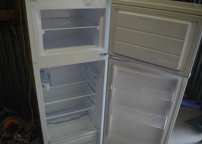 Chez Mitch En Car Et Grand Espace Exterieur Κάμπινγκ *