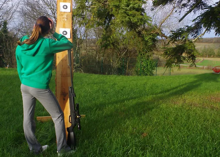 캠프장 Chez Mitch En Car Et Grand Espace Exterieur *